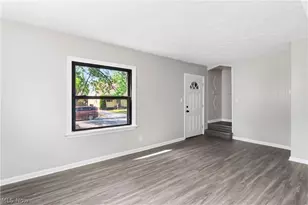 12904 Brookfield Ave, Loveland, OH 44135 - Photo 7