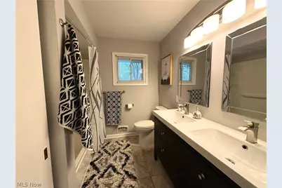 244 Starlight Drive, Green Hills, OH 44131 - Photo 5
