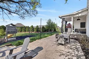 1323 Springbury Dr, Uniontown, OH 44685 - Photo 43