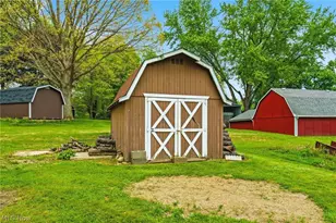 251 Faircrest St SW, Canton, OH 44706 - Photo 35
