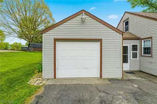 251 Faircrest St SW, Canton, OH 44706 - Photo 37