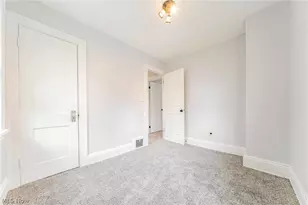 20180 Hillcrest Dr, Euclid, OH 44117 - Photo 31
