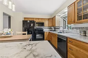 6727 Amsel Ave NE, Canton, OH 44721 - Photo 13