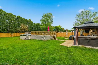 6727 Amsel Avenue NE, Canton, OH 44721 - Photo 31
