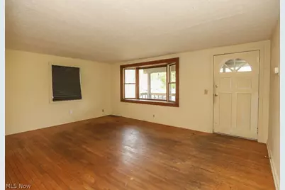 6425 Wall Street, Ravenna, OH 44266 - Photo 13