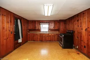 6425 Wall St, Ravenna, OH 44266 - Photo 15
