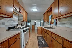 2393 Kinsman Rd NW, South Bloomfield, OH 44450 - Photo 27
