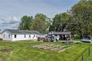 2393 Kinsman Rd NW, South Bloomfield, OH 44450 - Photo 7