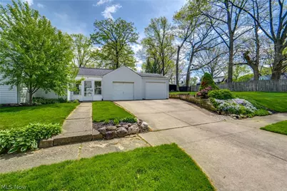 1307 Plymouth Street NW, Massillon, OH 44646 - Photo 25