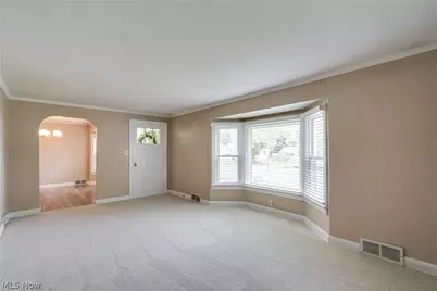 1307 Plymouth Street NW, Massillon, OH 44646 - Photo 7