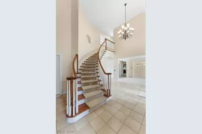 2595 Augusta Drive SE, Massillon, OH 44646 - Photo 9