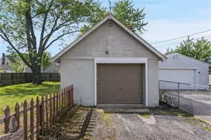 123 Lafayette St, Elyria, OH 44035 - Photo 29