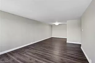 12700 Lake Ave, Oakwood, OH 44107 - Photo 11