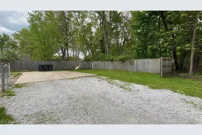 1179 Yukon Avenue, Akron, OH 44320 - Photo 13
