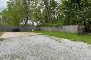 1179 Yukon Ave, Akron, OH 44320 - Photo 13