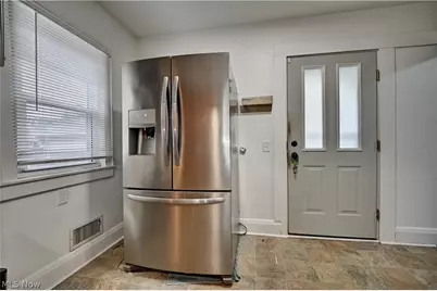 710 Roslyn Avenue SW, Canton, OH 44710 - Photo 13