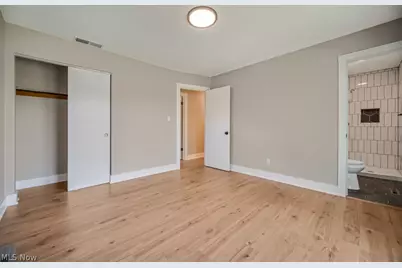 8454 Royalhaven Drive, North Royalton, OH 44133 - Photo 15