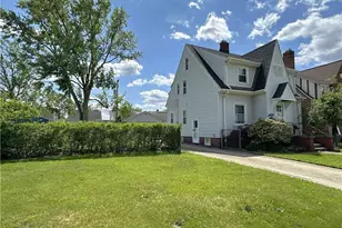 2713 Brookview Blvd, Parma, OH 44134 - Photo 3