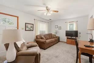 39 Castle Dr, Stow, OH 44262 - Photo 3