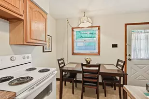 39 Castle Dr, Stow, OH 44262 - Photo 5