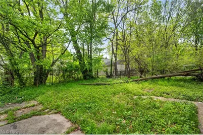 889 E 143rd Street, Loveland, OH 44110 - Photo 19