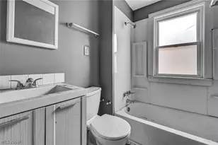 889 E 143rd St, Loveland, OH 44110 - Photo 11