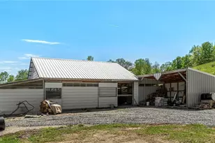 8346 Glenwood Rd, Cumberland, OH 43732 - Photo 23