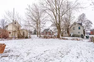 1318 4th St NE, Canton, OH 44704 - Photo 23