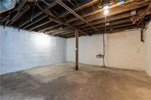 1318 4th St NE, Canton, OH 44704 - Photo 27
