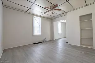 1318 4th St NE, Canton, OH 44704 - Photo 9