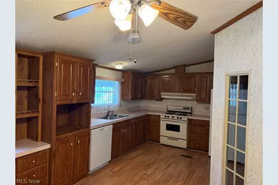 43 S Outer Drive, Vienna, OH 44473 - Photo 9