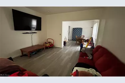 675 E 127th Street, Loveland, OH 44108 - Photo 3