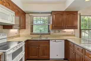 31 Ironwood Dr, Westfield Center, OH 44251 - Photo 9