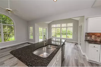 12195 Pheasant Run Circle, North Royalton, OH 44133 - Photo 19
