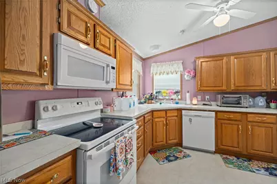 78 Periwinkle Drive, Olmsted Twp, OH 44138 - Photo 13