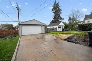 4874 E 95th St, Garfield Heights, OH 44125 - Photo 23