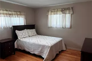 5839 Alberta Dr, Lyndhurst, OH 44124 - Photo 9