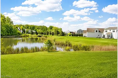 8700 Wakefield Run, North Ridgeville, OH 44039 - Photo 25