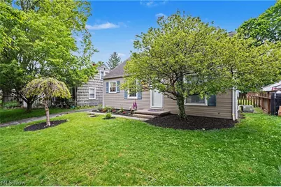 131 Sheldon Drive, Akron, OH 44313 - Photo 3