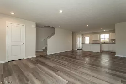 578 Cherrywood Lane, Painesville, OH 44077 - Photo 5