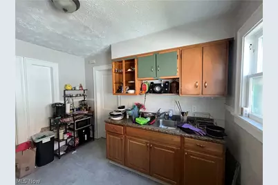10323 Linnet Avenue, Loveland, OH 44111 - Photo 17