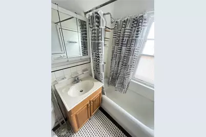 18323 Newell Road, Huber Heights, OH 44122 - Photo 15
