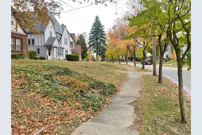 18323 Newell Road, Huber Heights, OH 44122 - Photo 21