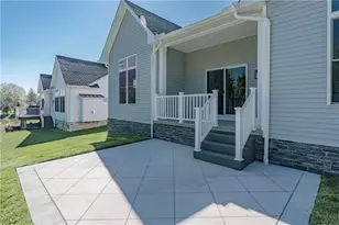6469 N Cobblestone Rd, Mayfield Village, OH 44143 - Photo 29