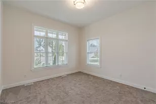 570 Magnolia Ct, Mayfield Village, OH 44143 - Photo 19