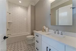 6461 N Cobblestone Rd, Mayfield Village, OH 44143 - Photo 19