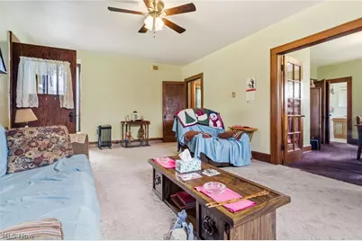 265 S Johnson Road, Sebring, OH 44672 - Photo 7