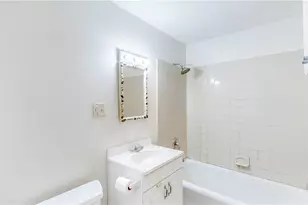2215 Eldred Ave, Oakwood, OH 44107 - Photo 17
