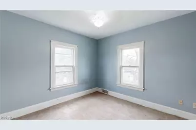 2215 Eldred Avenue, Oakwood, OH 44107 - Photo 27
