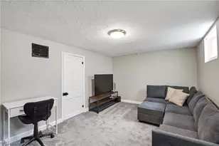 15027 Rosemary Ave, Loveland, OH 44111 - Photo 25